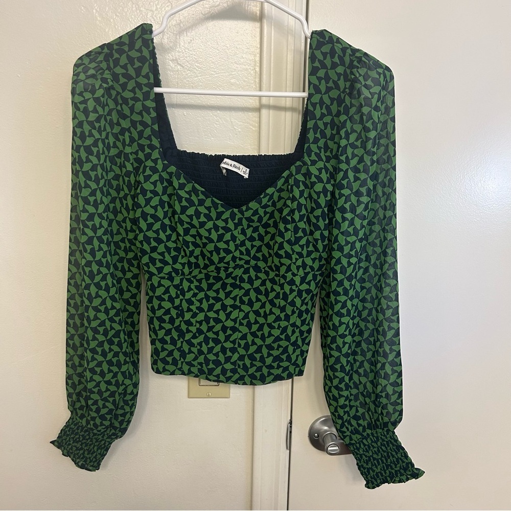 Abercrombie & Fitch Sweethearts Puff Sleeve Cropped Blouse Green Print Small